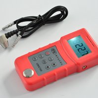 UM6700超声波测厚仪